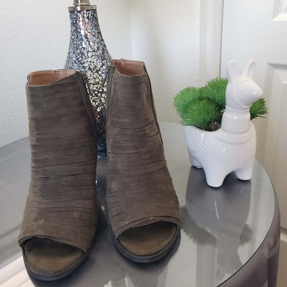 Report Bootie - Potts , Size 6